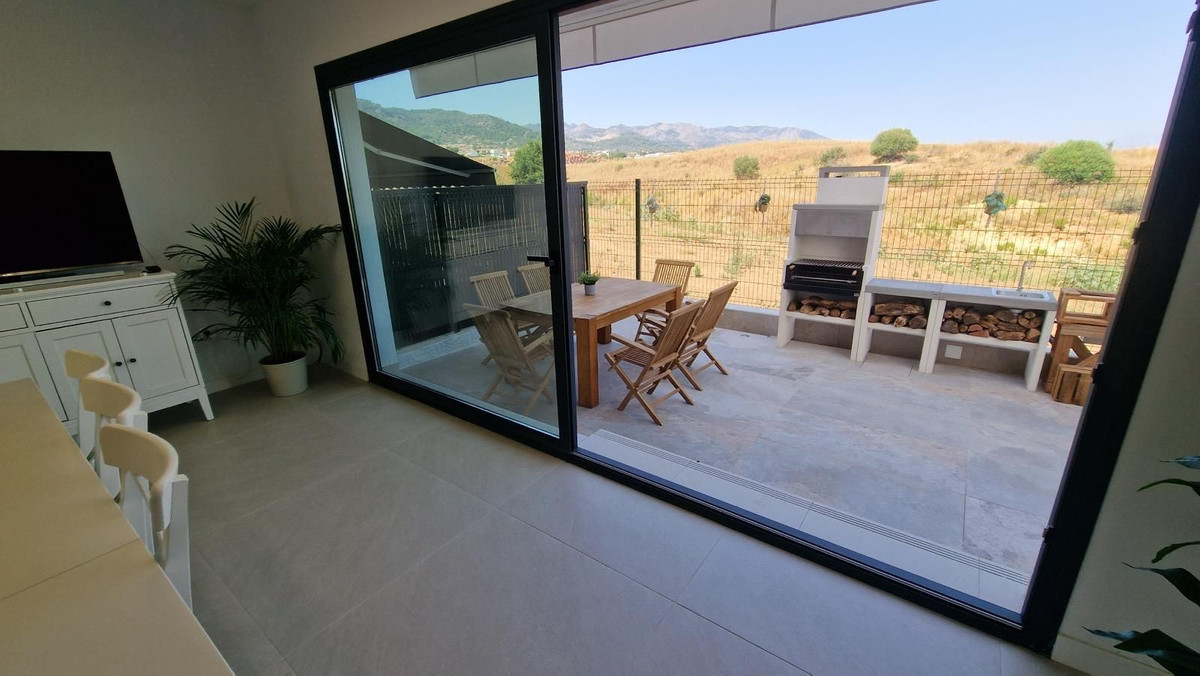 3 Bed Townhouse for sale in Alhaurín De La Torre Costa Del Sol, Málaga, Spain