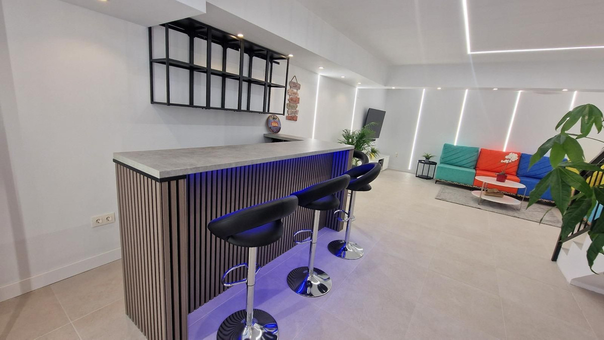 3 Bed Townhouse for sale in Alhaurín De La Torre Costa Del Sol, Málaga, Spain