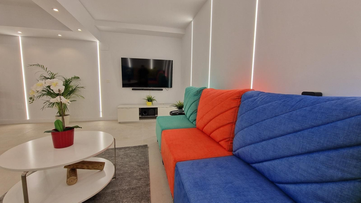 3 Bed Townhouse for sale in Alhaurín De La Torre Costa Del Sol, Málaga, Spain