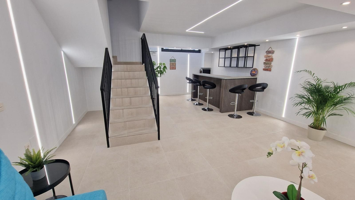 3 Bed Townhouse for sale in Alhaurín De La Torre Costa Del Sol, Málaga, Spain