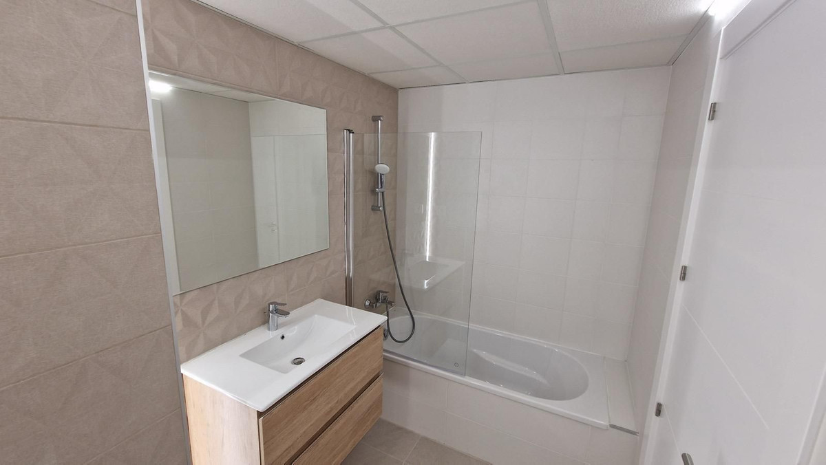 3 Bed Townhouse for sale in Alhaurín De La Torre Costa Del Sol, Málaga, Spain