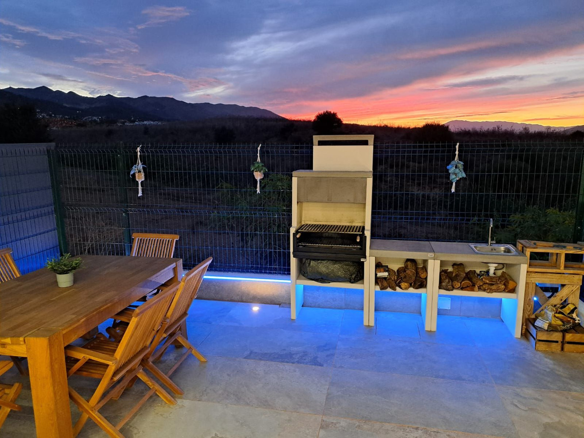 3 Bed Townhouse for sale in Alhaurín De La Torre Costa Del Sol, Málaga, Spain