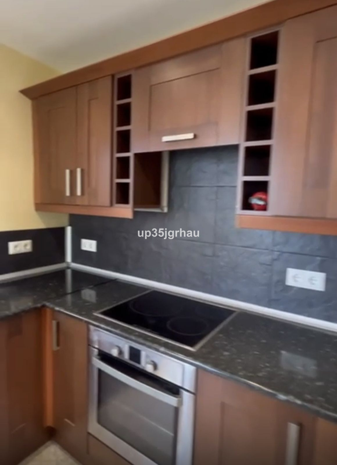 Se vende Apartamento Planta Media de 3 dormitorios en Costa Del Sol, Málaga, España