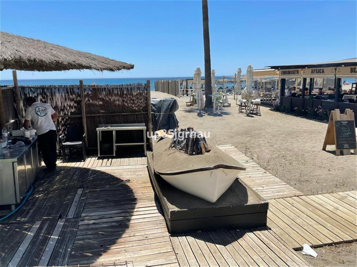 Se vende Apartamento Planta Media de 3 dormitorios en Costa Del Sol, Málaga, España