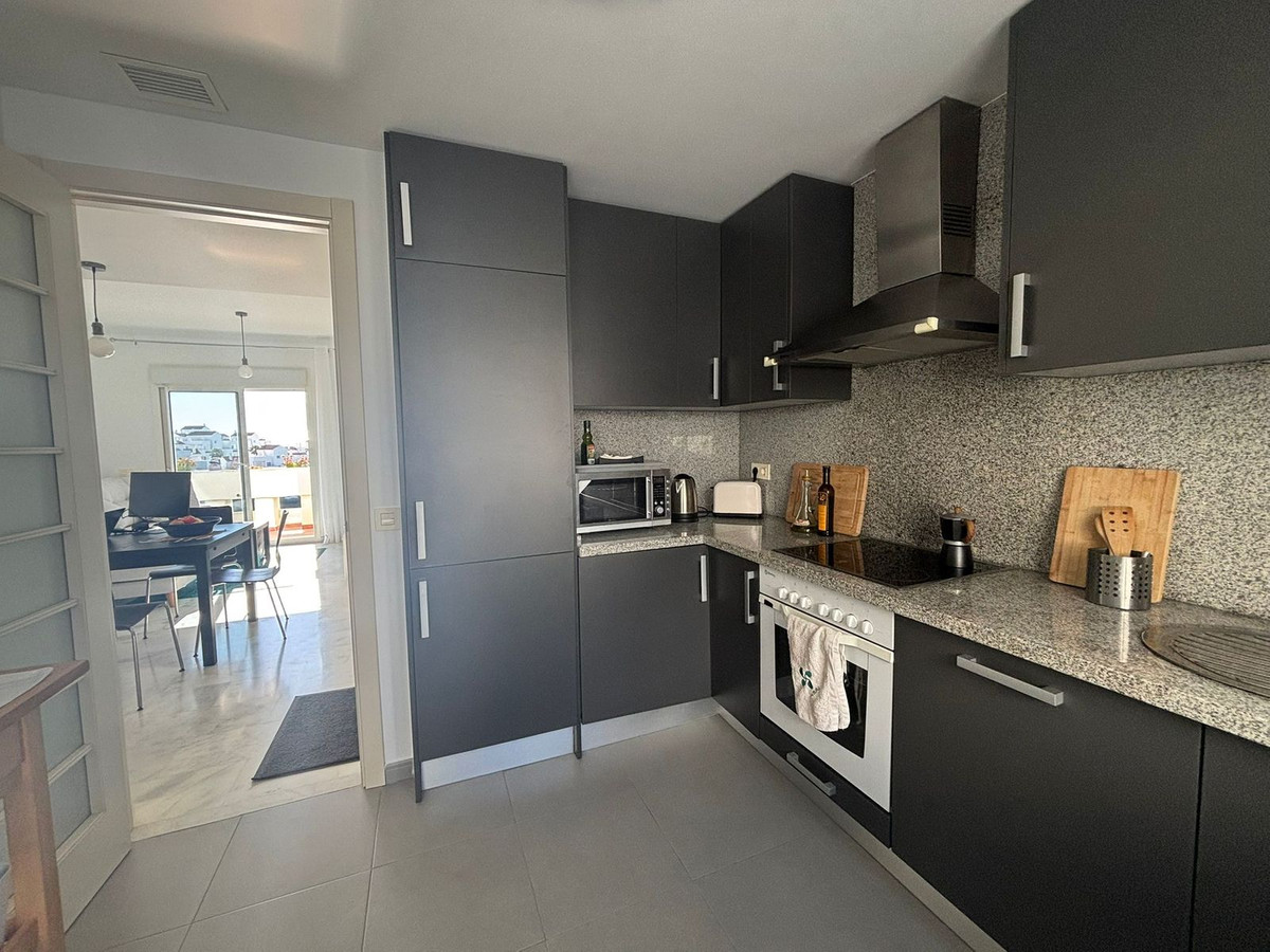 2 Bed Apartment for sale in Estepona Costa Del Sol, Málaga, Spain