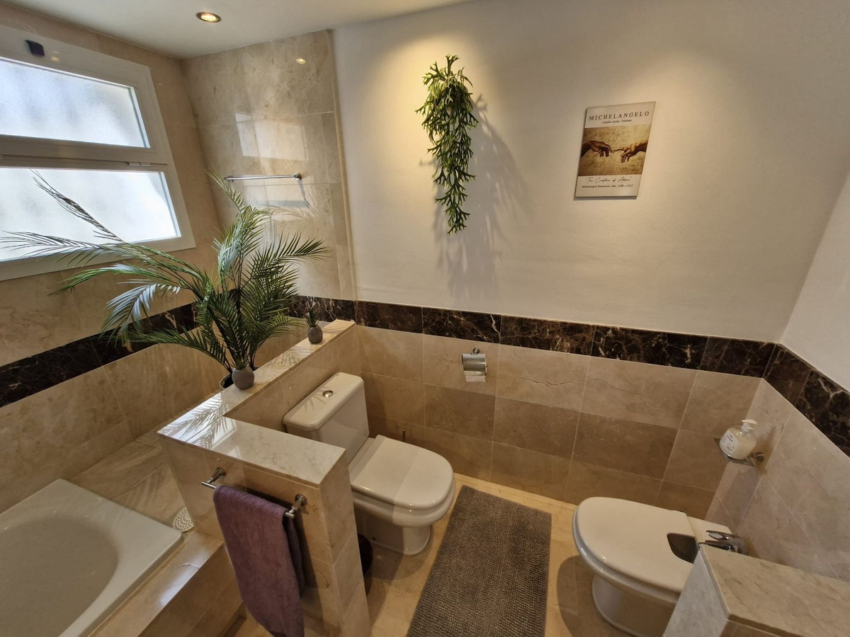 Se vende Apartamento Planta Baja de 2 dormitorios en Costa Del Sol, Málaga, España