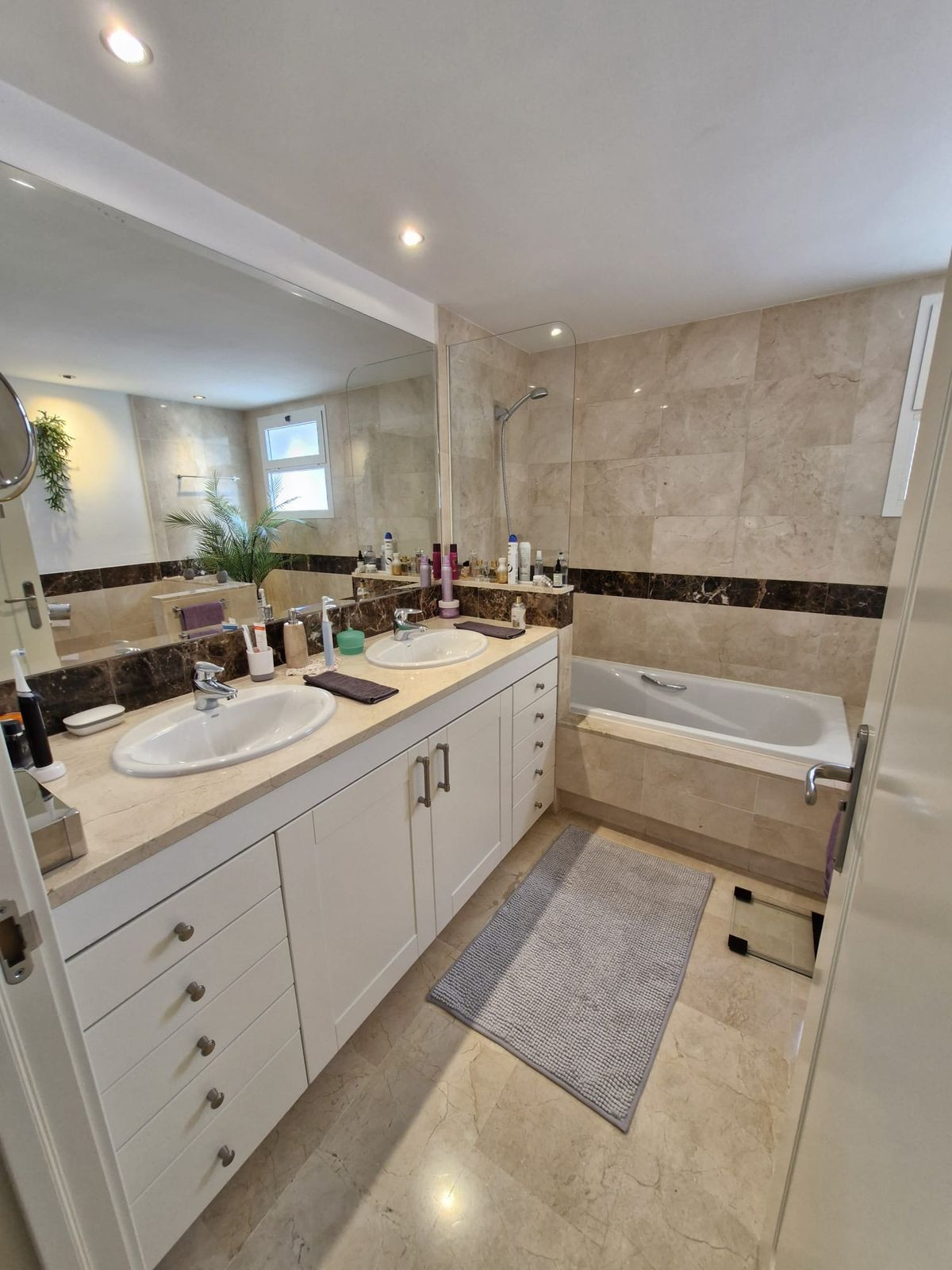 Se vende Apartamento Planta Baja de 2 dormitorios en Costa Del Sol, Málaga, España