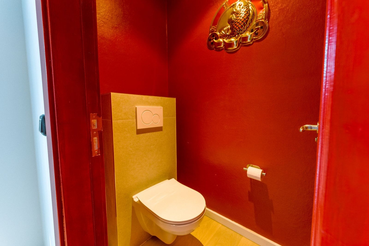 Se vende Villa - Chalet de 4 dormitorios en Costa Del Sol, Málaga, España