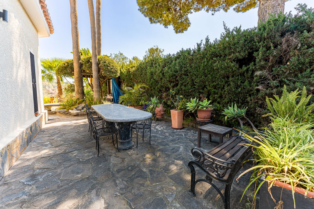Se vende Villa - Chalet de 4 dormitorios en Costa Del Sol, Málaga, España
