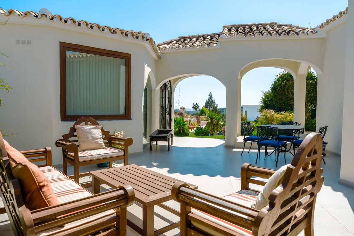 Se vende Villa - Chalet de 4 dormitorios en Costa Del Sol, Málaga, España