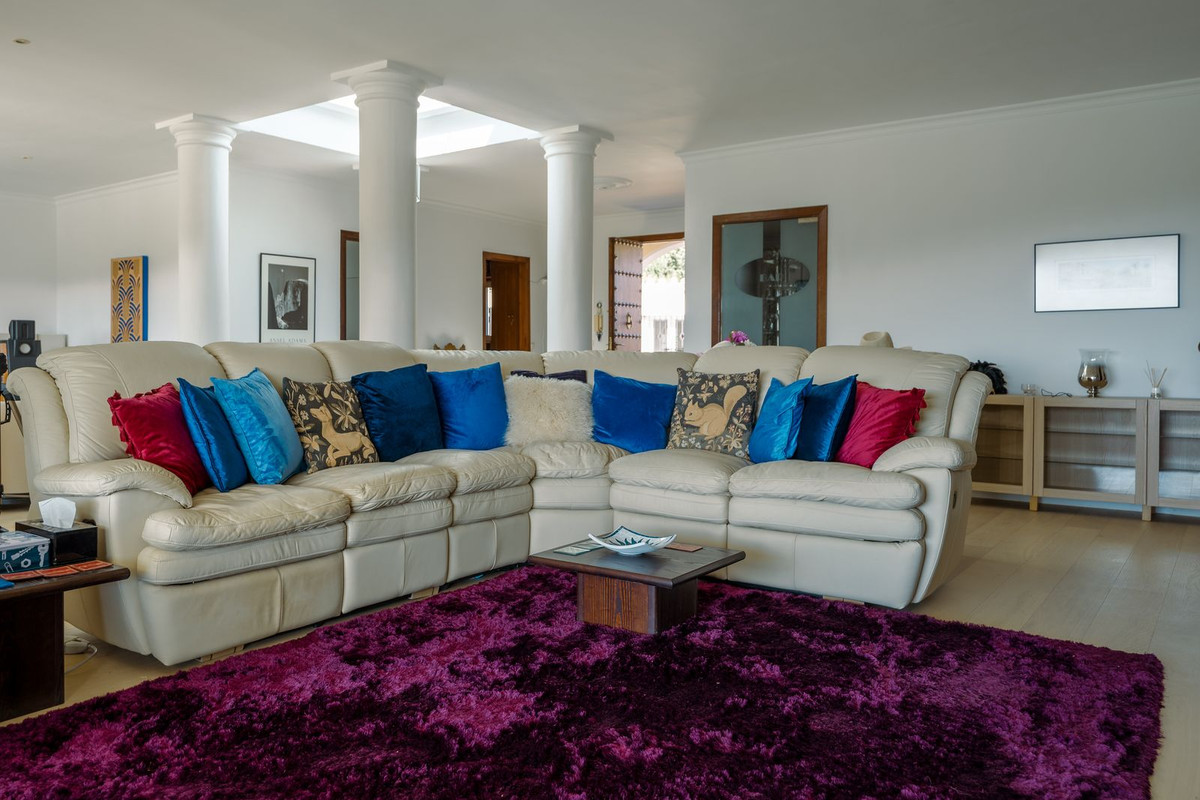 Se vende Villa - Chalet de 4 dormitorios en Costa Del Sol, Málaga, España