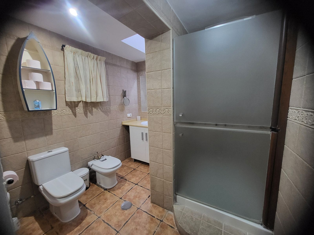Se vende Pareada de 2 dormitorios en Costa Del Sol, Málaga, España