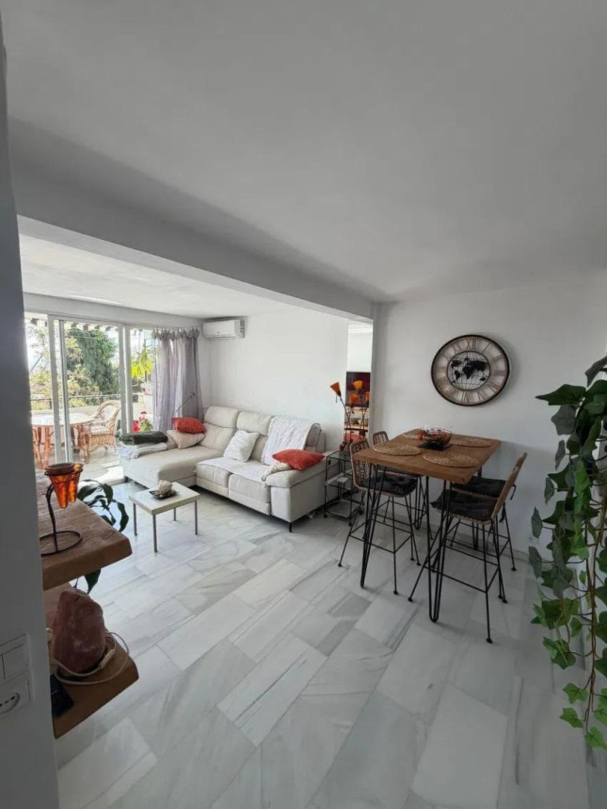 1 Bed Apartment for sale in Marbella Costa Del Sol, Málaga, Spain