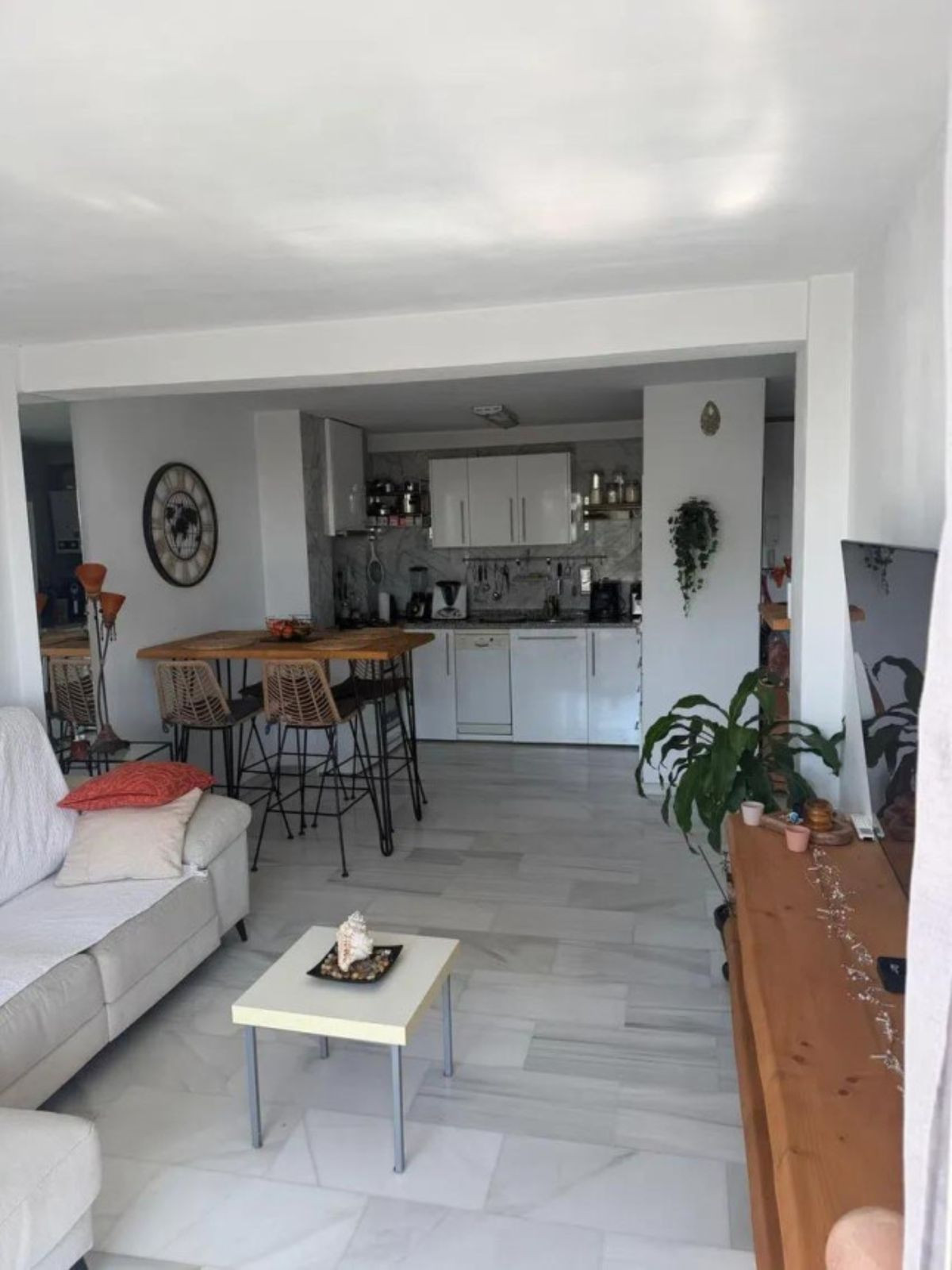 1 Bed Apartment for sale in Marbella Costa Del Sol, Málaga, Spain