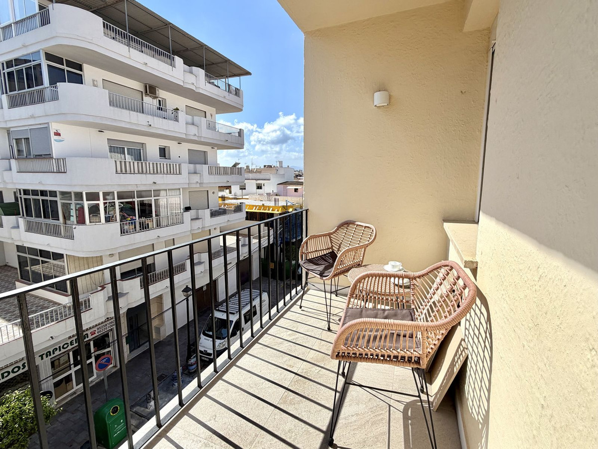 2 Bed Apartment for sale in Fuengirola Costa Del Sol, Málaga, Spain