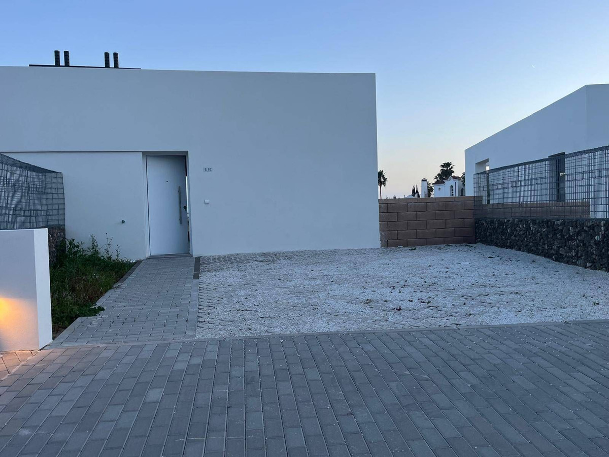 3 Bed Townhouse for sale in Riviera Del Sol Costa Del Sol, Málaga, Spain