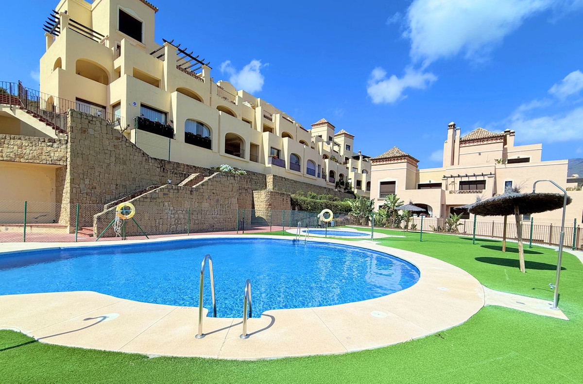 2 Bed Apartment for sale in Estepona Costa Del Sol, Málaga, Spain