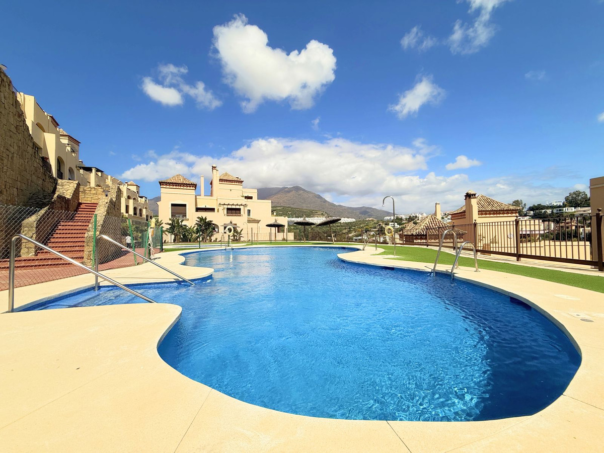 2 Bed Apartment for sale in Estepona Costa Del Sol, Málaga, Spain