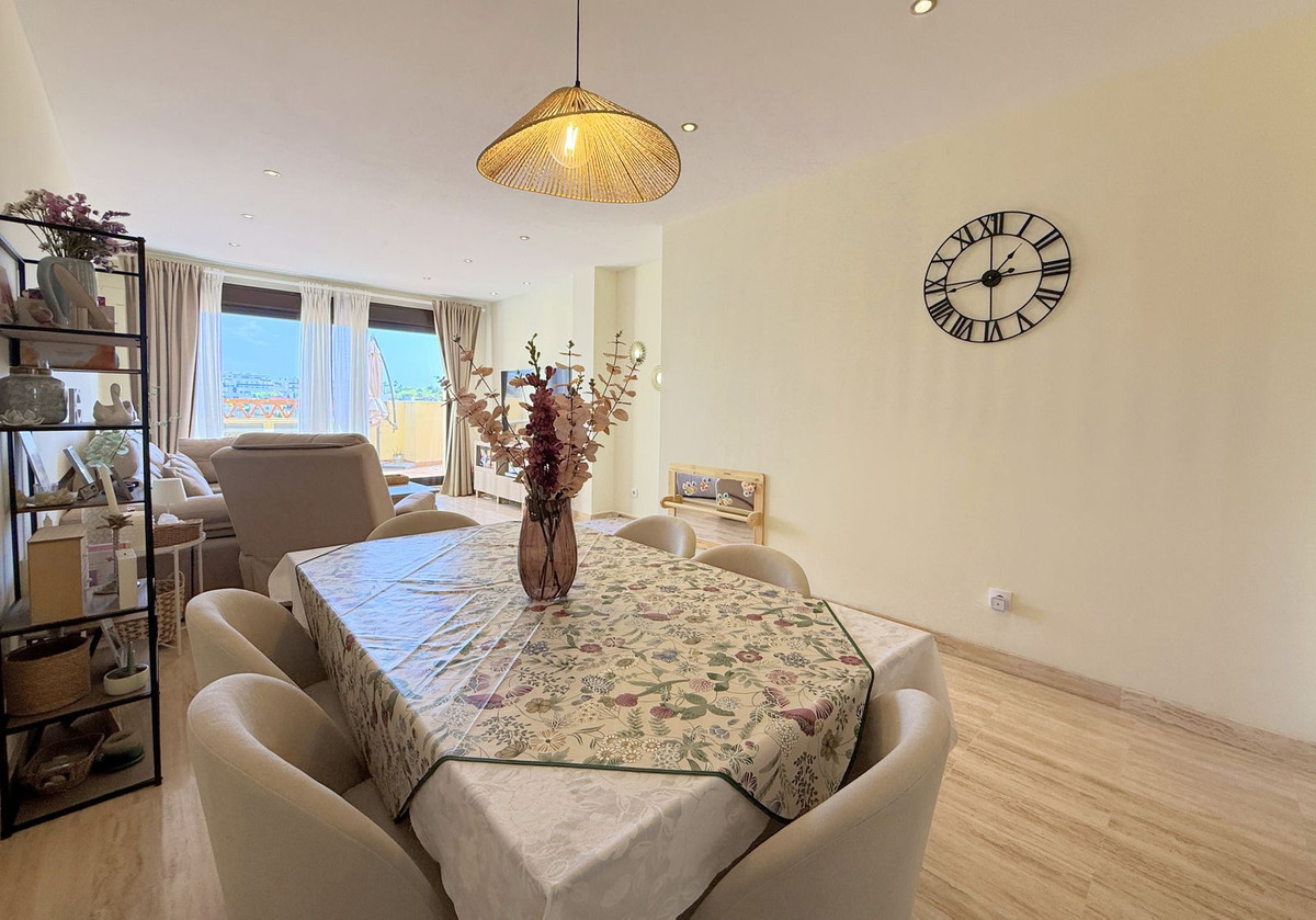 2 Bed Apartment for sale in Estepona Costa Del Sol, Málaga, Spain