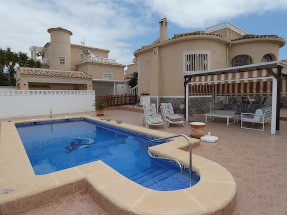3 Bed Townhouse for sale in La Marina Costa Blanca, Alicante, Spain
