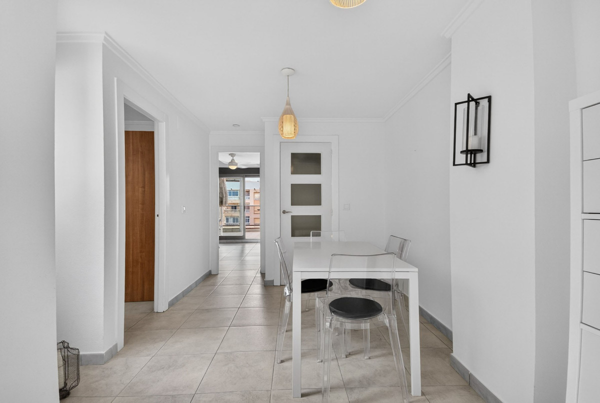 2 Bed Apartment for sale in Guardamar Del Segura Costa Blanca, Alicante, Spain