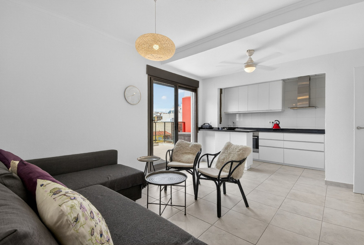 2 Bed Apartment for sale in Guardamar Del Segura Costa Blanca, Alicante, Spain