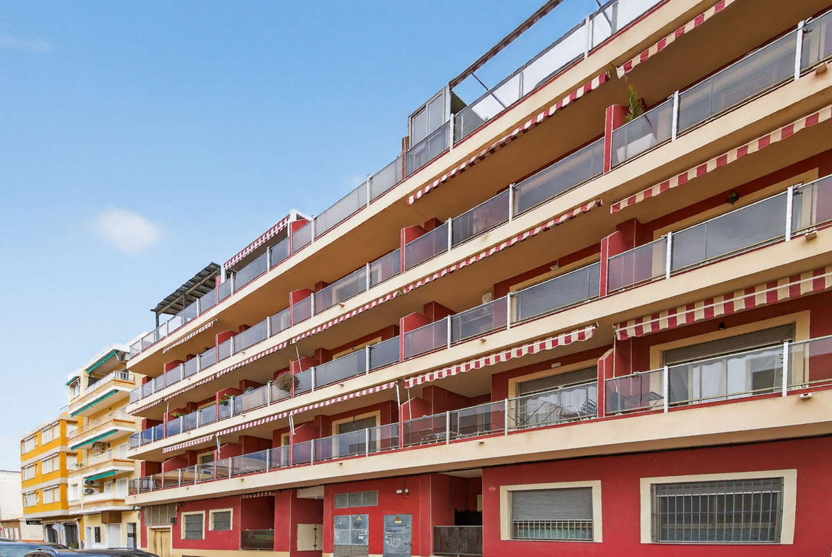 2 Bed Apartment for sale in Guardamar Del Segura Costa Blanca, Alicante, Spain
