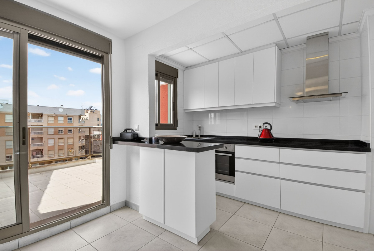 2 Bed Apartment for sale in Guardamar Del Segura Costa Blanca, Alicante, Spain