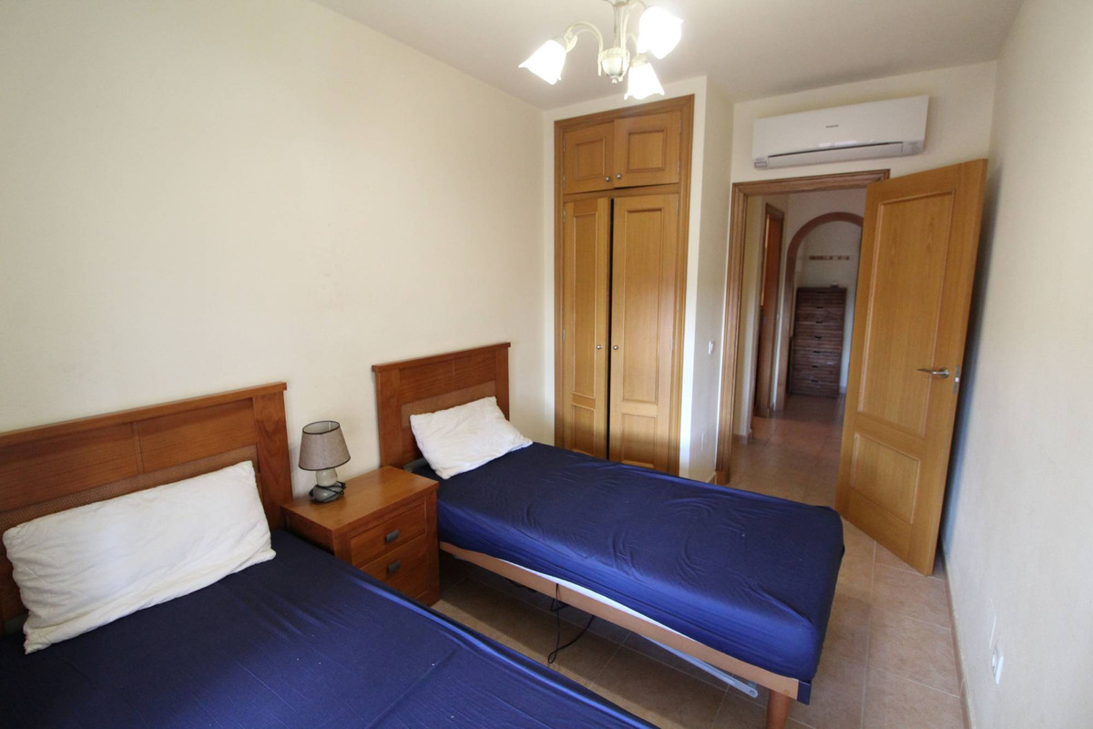 2 Bed Apartment for sale in Guardamar Del Segura Costa Blanca, Alicante, Spain