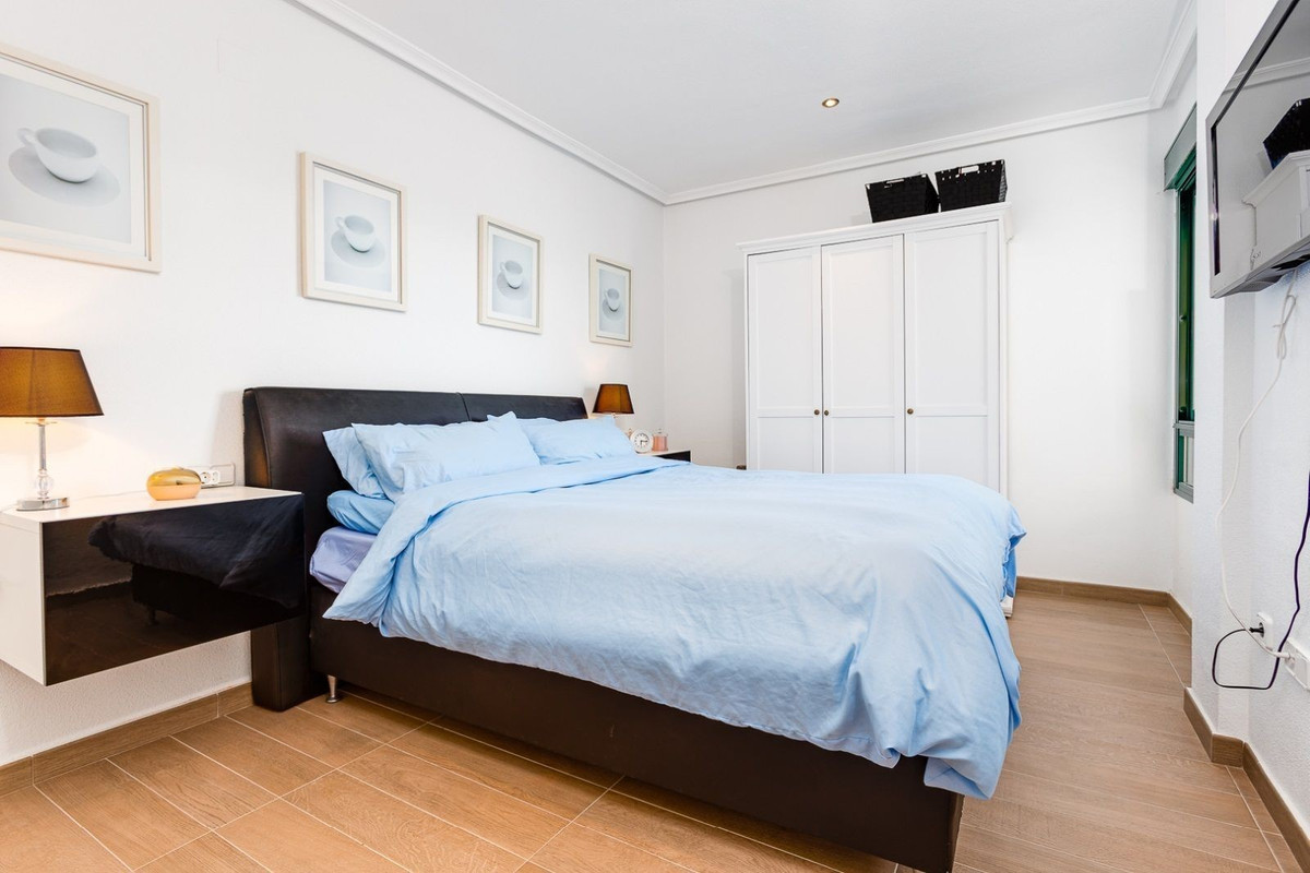 2 Bed Apartment for sale in Lomas De Campoamor Costa Blanca, Alicante, Spain