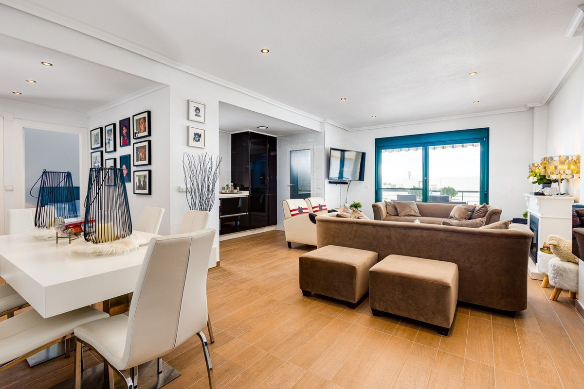 2 Bed Apartment for sale in Lomas De Campoamor Costa Blanca, Alicante, Spain