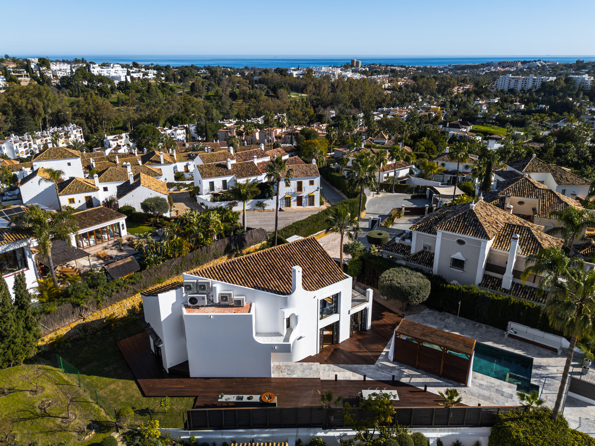 Se vende Villa - Chalet de 4 dormitorios en Costa Del Sol, Málaga, España