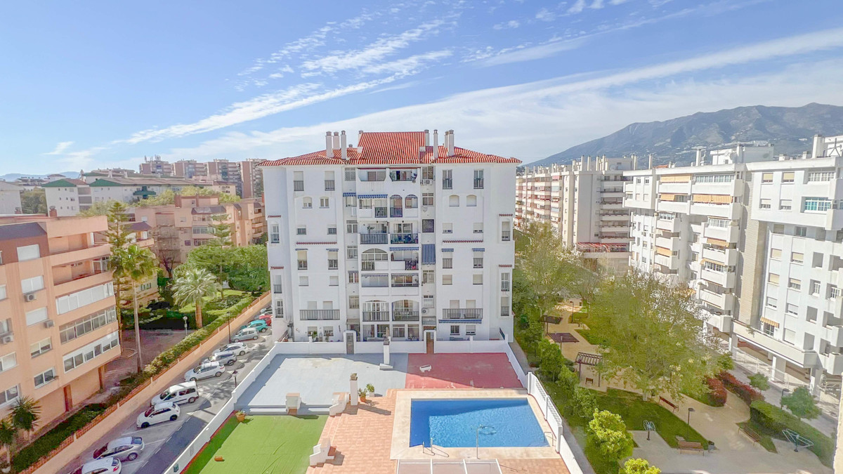 3 Bed Apartment for sale in Fuengirola Costa Del Sol, Málaga, Spain