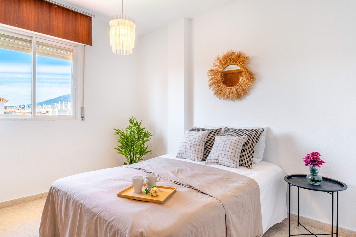 3 Bed Apartment for sale in Fuengirola Costa Del Sol, Málaga, Spain