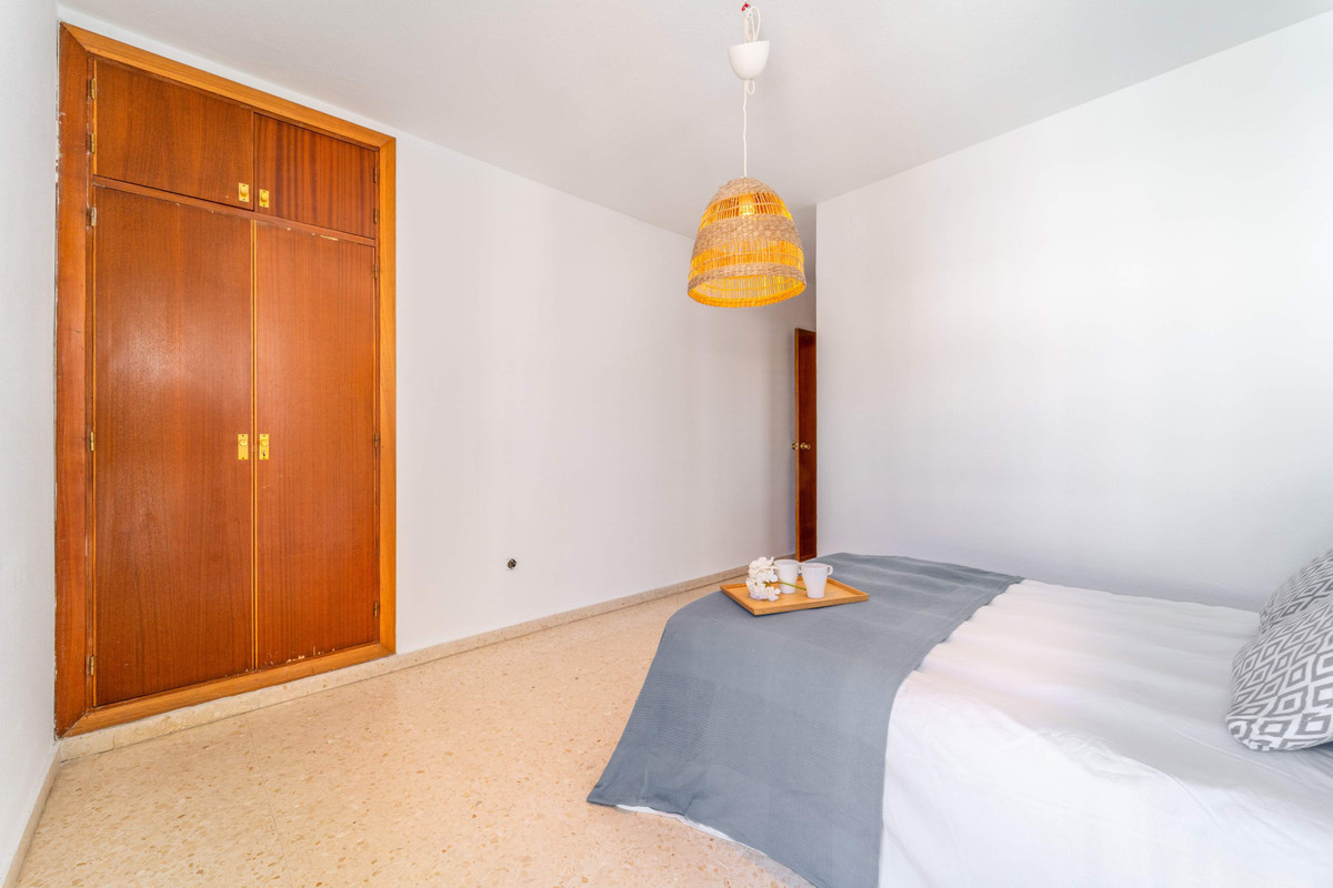 3 Bed Apartment for sale in Fuengirola Costa Del Sol, Málaga, Spain