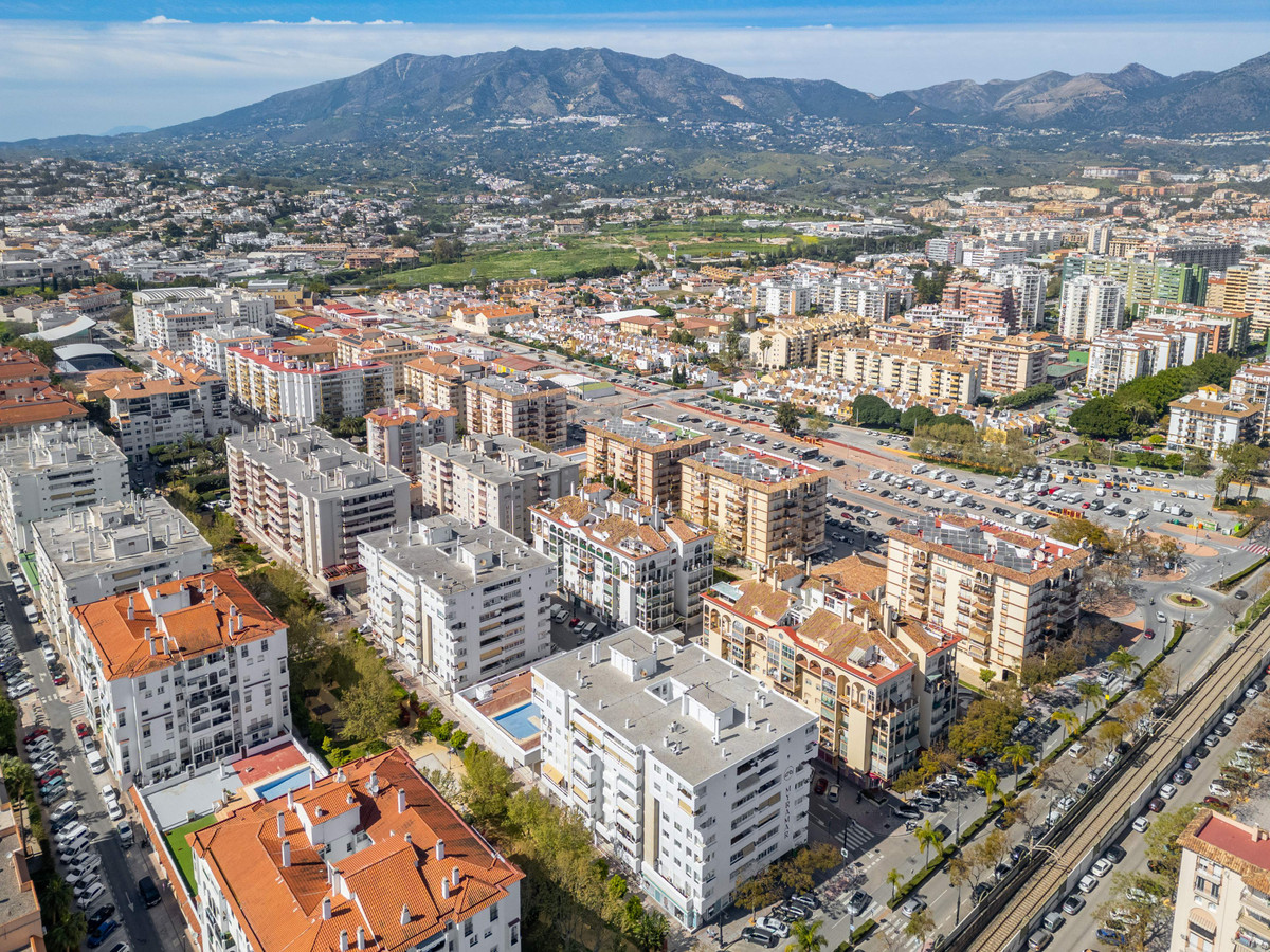 3 Bed Apartment for sale in Fuengirola Costa Del Sol, Málaga, Spain