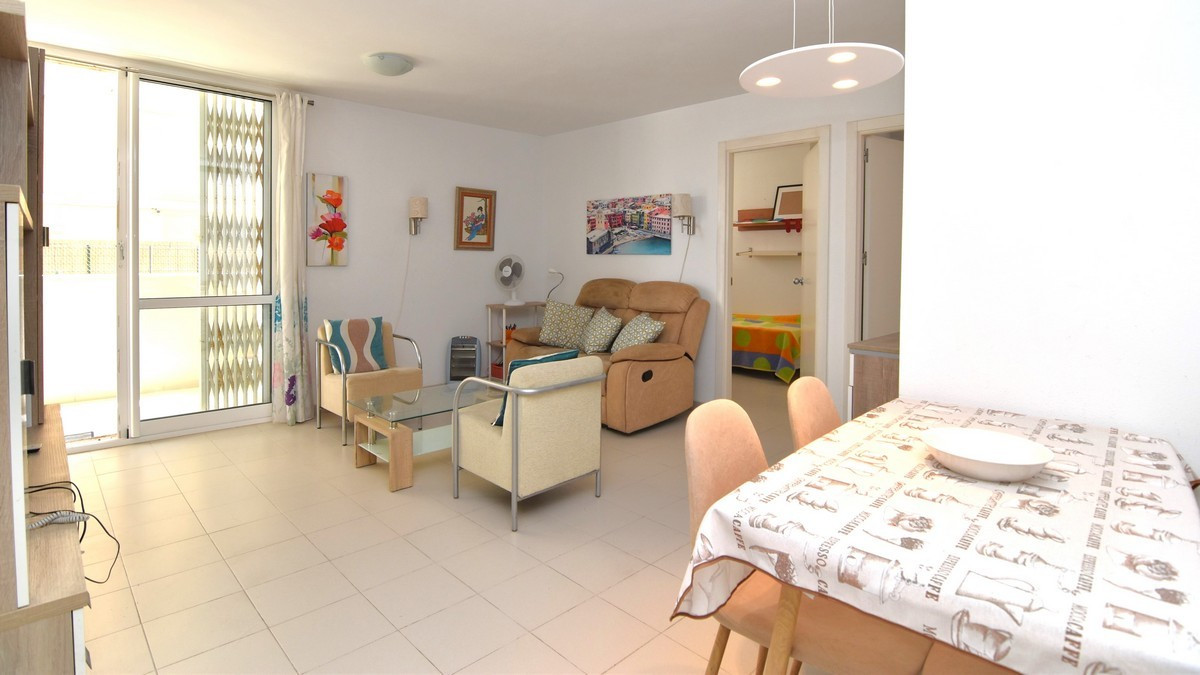 3 Bed Apartment for sale in Guardamar Del Segura Costa Blanca, Alicante, Spain
