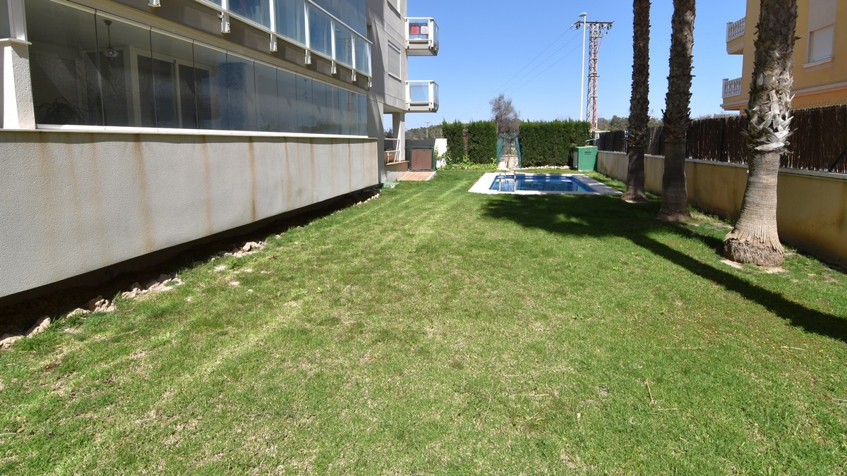 3 Bed Apartment for sale in Guardamar Del Segura Costa Blanca, Alicante, Spain