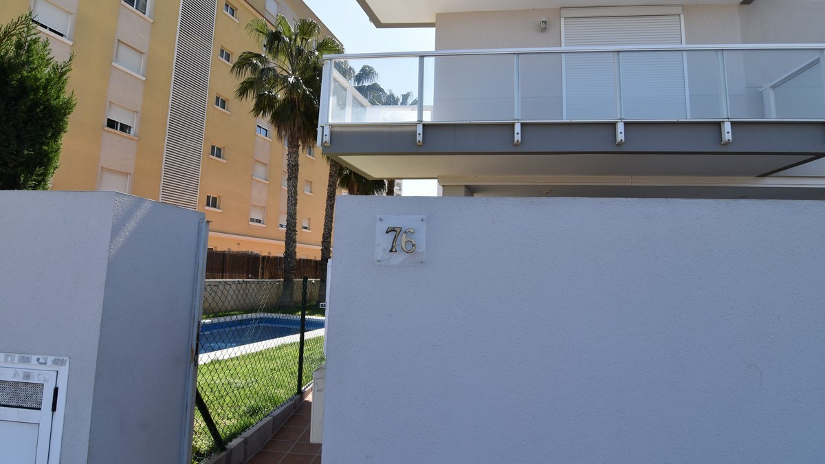 3 Bed Apartment for sale in Guardamar Del Segura Costa Blanca, Alicante, Spain
