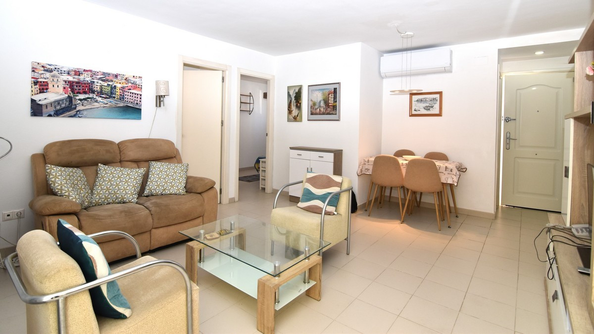 3 Bed Apartment for sale in Guardamar Del Segura Costa Blanca, Alicante, Spain