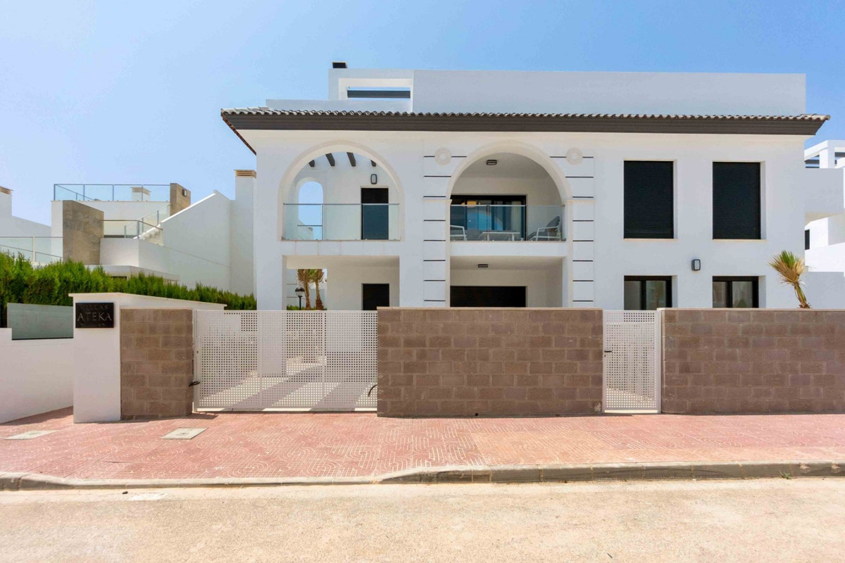 Se vende Ático de 2 dormitorios en Costa Blanca, Alicante, España