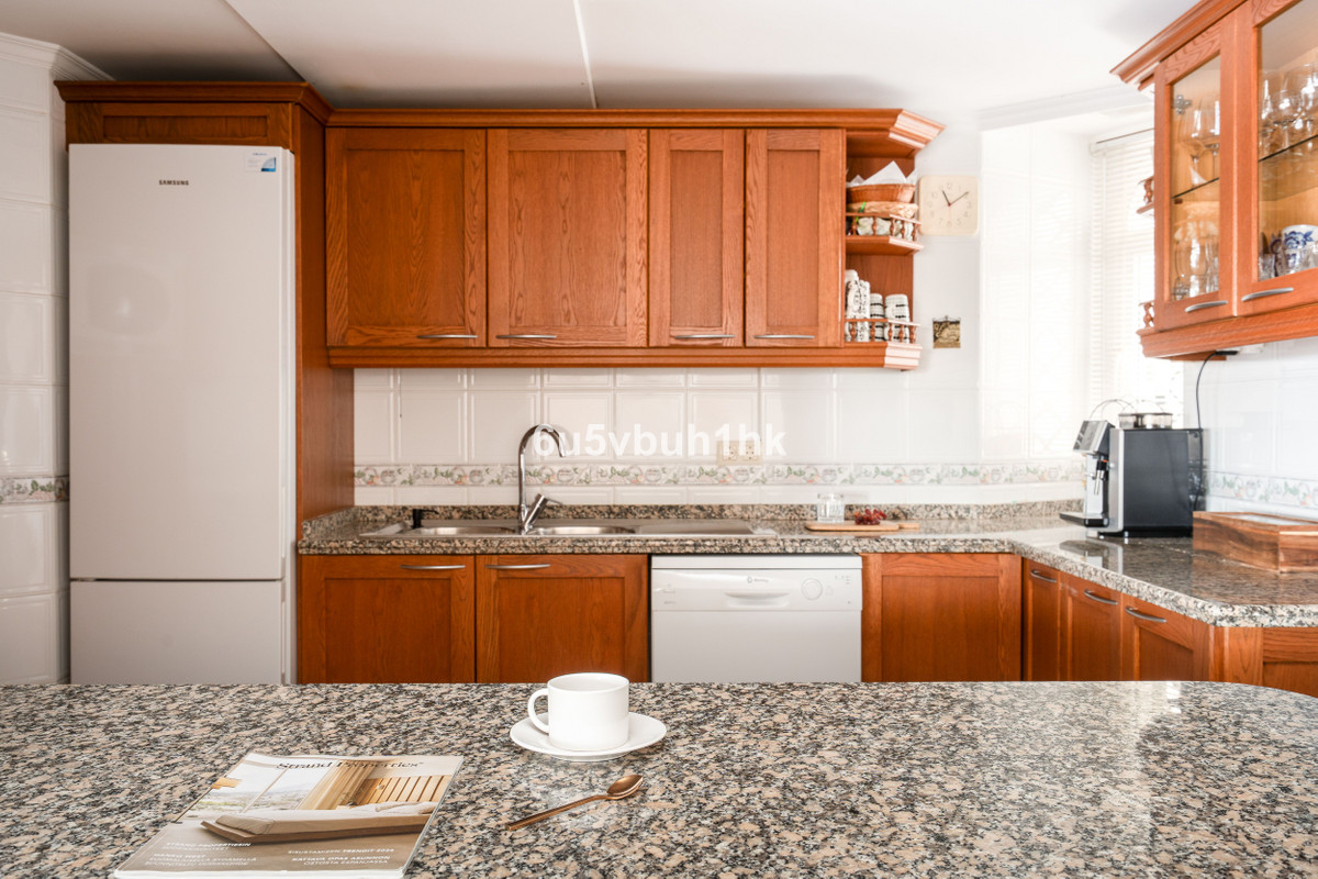 5 Bed Townhouse for sale in Benalmadena Costa Costa Del Sol, Málaga, Spain