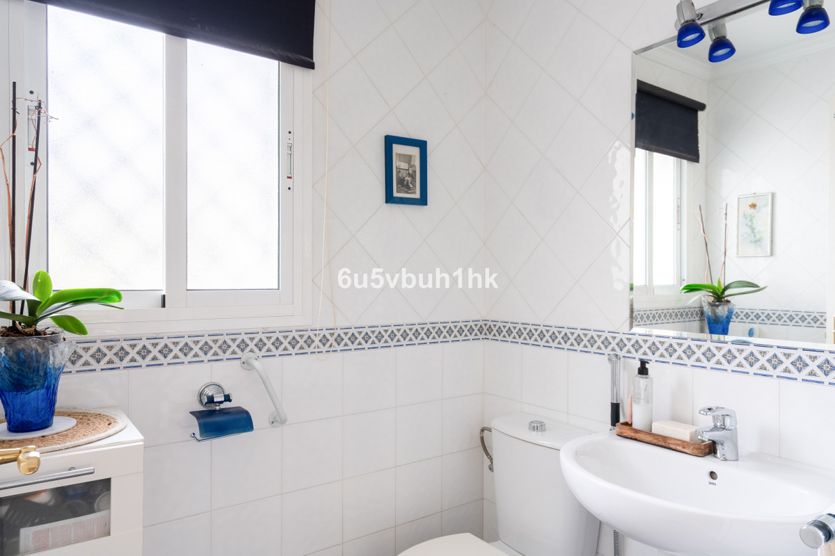 5 Bed Townhouse for sale in Benalmadena Costa Costa Del Sol, Málaga, Spain
