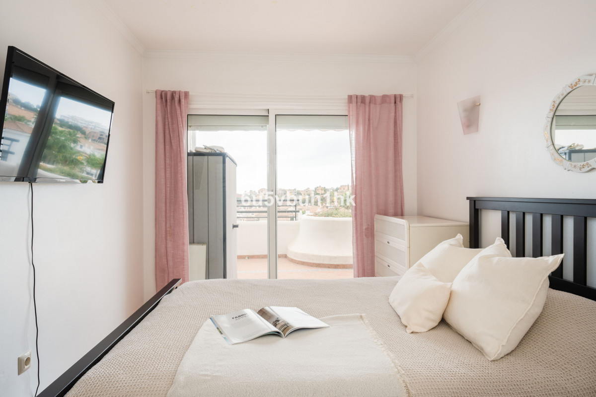 5 Bed Townhouse for sale in Benalmadena Costa Costa Del Sol, Málaga, Spain