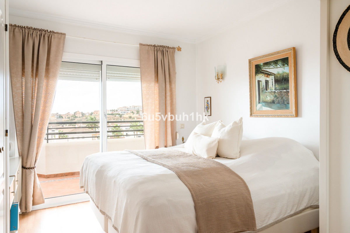5 Bed Townhouse for sale in Benalmadena Costa Costa Del Sol, Málaga, Spain