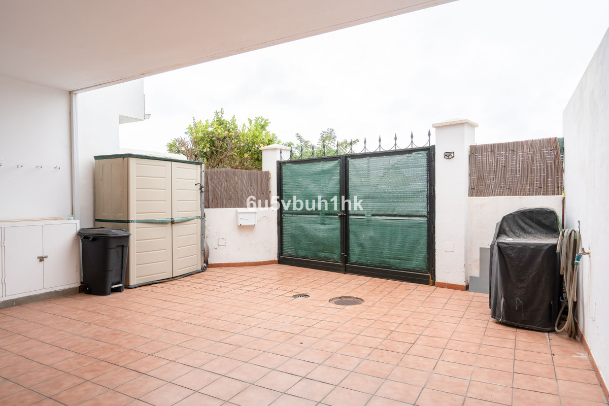 5 Bed Townhouse for sale in Benalmadena Costa Costa Del Sol, Málaga, Spain
