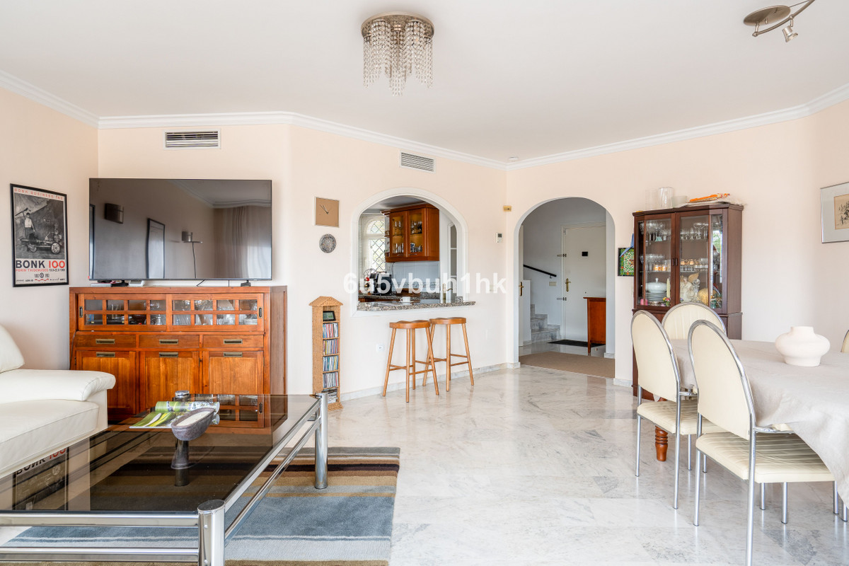 5 Bed Townhouse for sale in Benalmadena Costa Costa Del Sol, Málaga, Spain