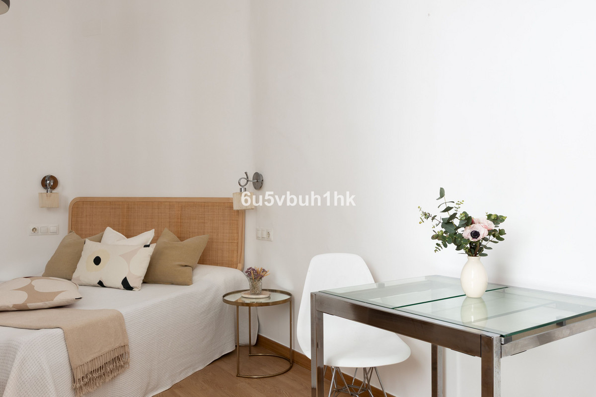 Se vende Estudio en Planta Baja  en Costa Del Sol, Málaga, España