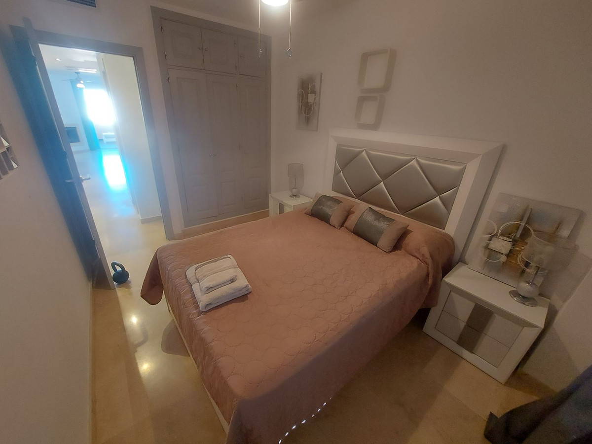 3 Bed Apartment for sale in La Duquesa Costa Del Sol, Málaga, Spain