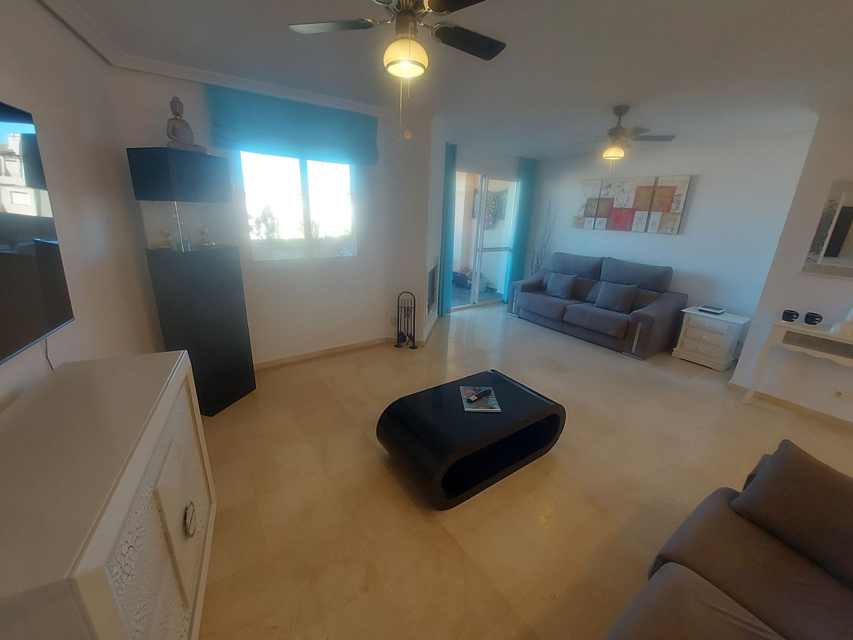 3 Bed Apartment for sale in La Duquesa Costa Del Sol, Málaga, Spain